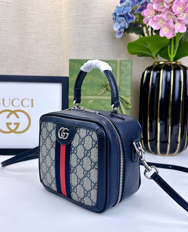 激安グッチバッグコピー側面デザイン